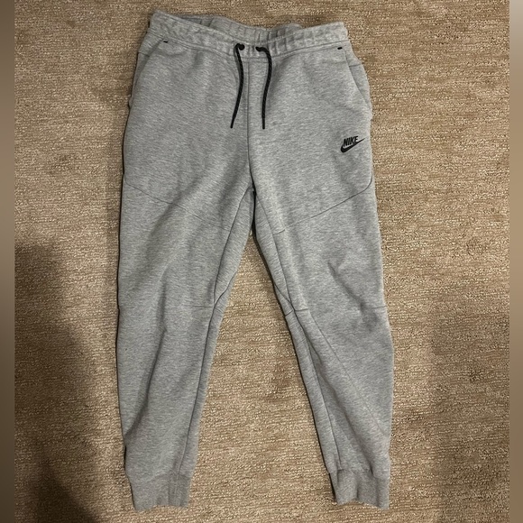 Nike Joggers 💧 - Picture 1 of 2